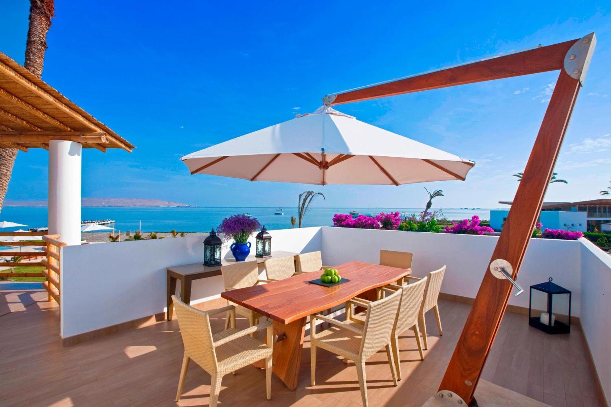 Hotel Paracas, A Luxury Collection Resort, Paracas Exteriér fotografie A patio umbrella