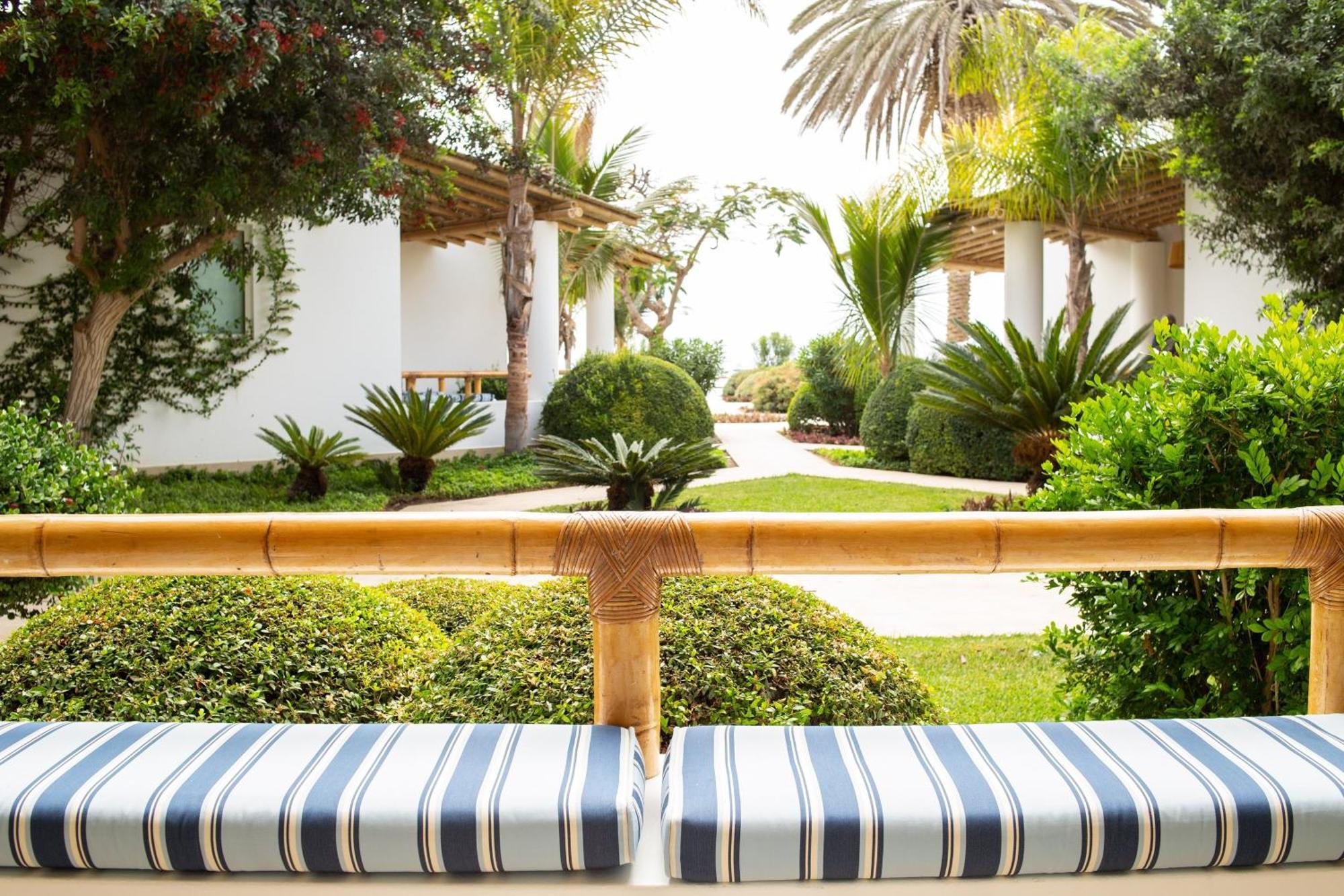Hotel Paracas, A Luxury Collection Resort, Paracas Exteriér fotografie The resort's gardens